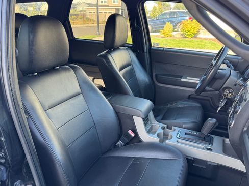 Used 2009 Ford Escape XLT AWD/4WD image 8