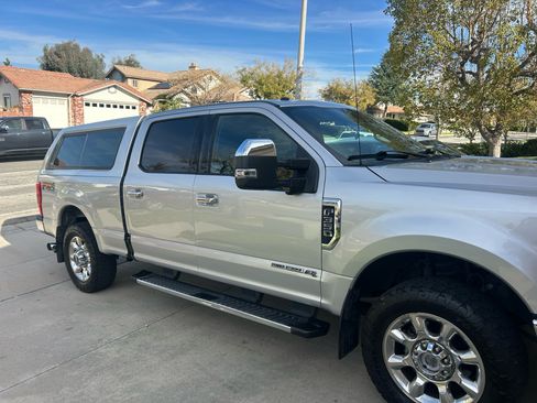 Used 2018 Ford F350 Lariat w/ Tow Technology Bundle image 2