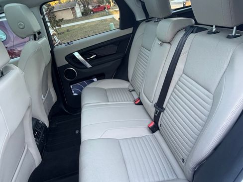 Used 2023 Land Rover Discovery Sport S image 11