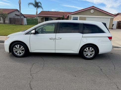 Used 2015 Honda Odyssey EX image 12