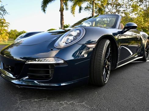 Used 2016 Porsche 911 Carrera 4 GTS image 13