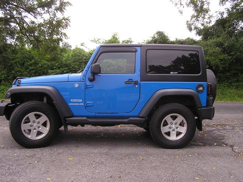 Used 2012 Jeep Wrangler Sport image 4