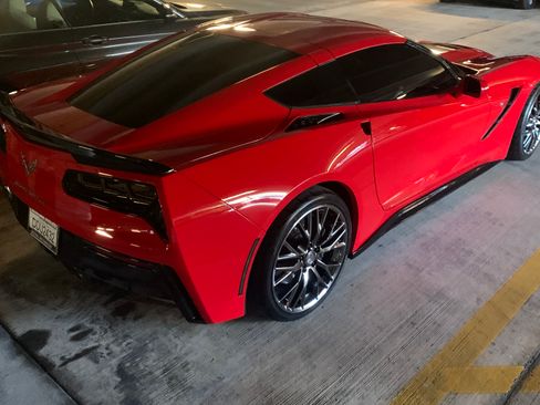 Used 2017 Chevrolet Corvette Stingray Coupe w/ 3LT Preferred Equipment Group image 2