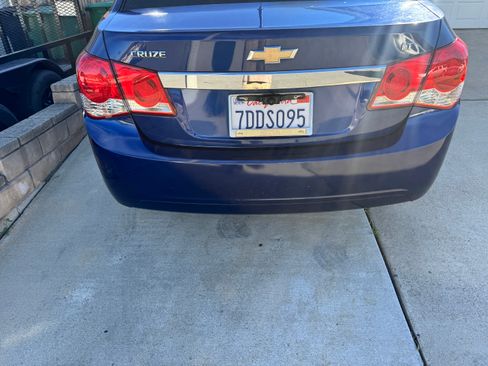 Used 2012 Chevrolet Cruze LT image 8