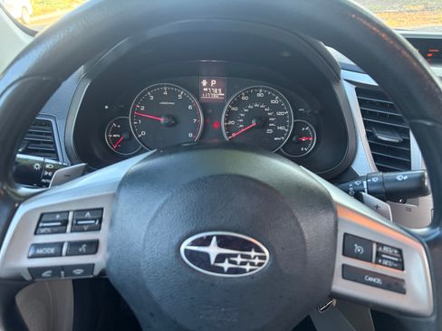 Used 2013 Subaru Legacy 2.5i AWD/4WD image 14