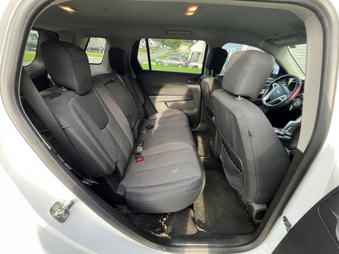 Used 2013 GMC Terrain SLE FWD image 9