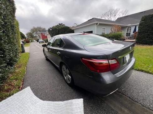 Used 2012 Lexus LS 460 w/ Luxury Value Edition image 2