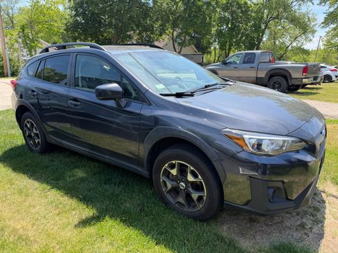 Used 2018 Subaru Crosstrek 2.0i Premium w/ Moonroof Package AWD/4WD image 5