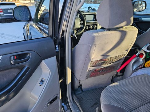 Used 2004 Toyota 4Runner Sport image 10