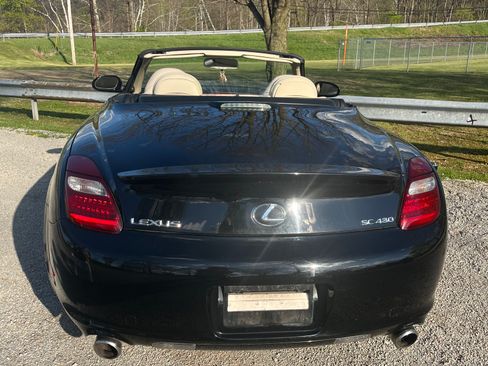 Used 2006 Lexus SC 430 Convertible RWD image 8