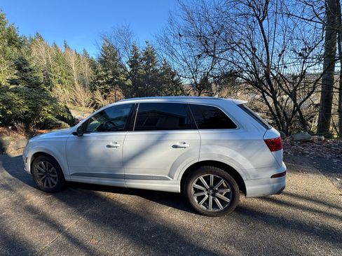 Used 2018 Audi Q7 3.0T Premium Plus image 5