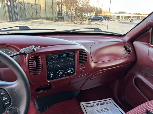 Used 1997 Ford F150 2WD SuperCab image 11