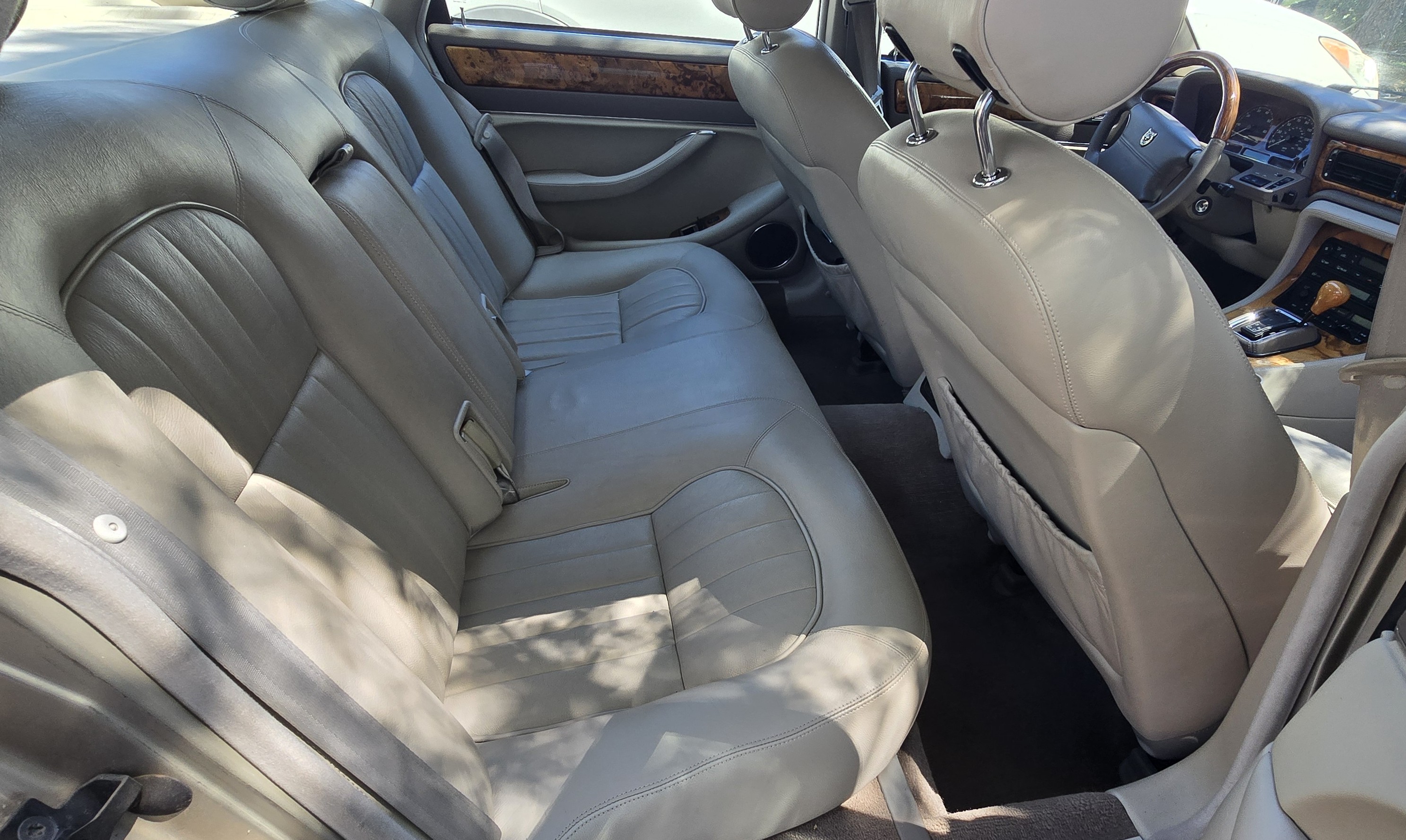 Used 1996 Jaguar XJ6 RWD image 19