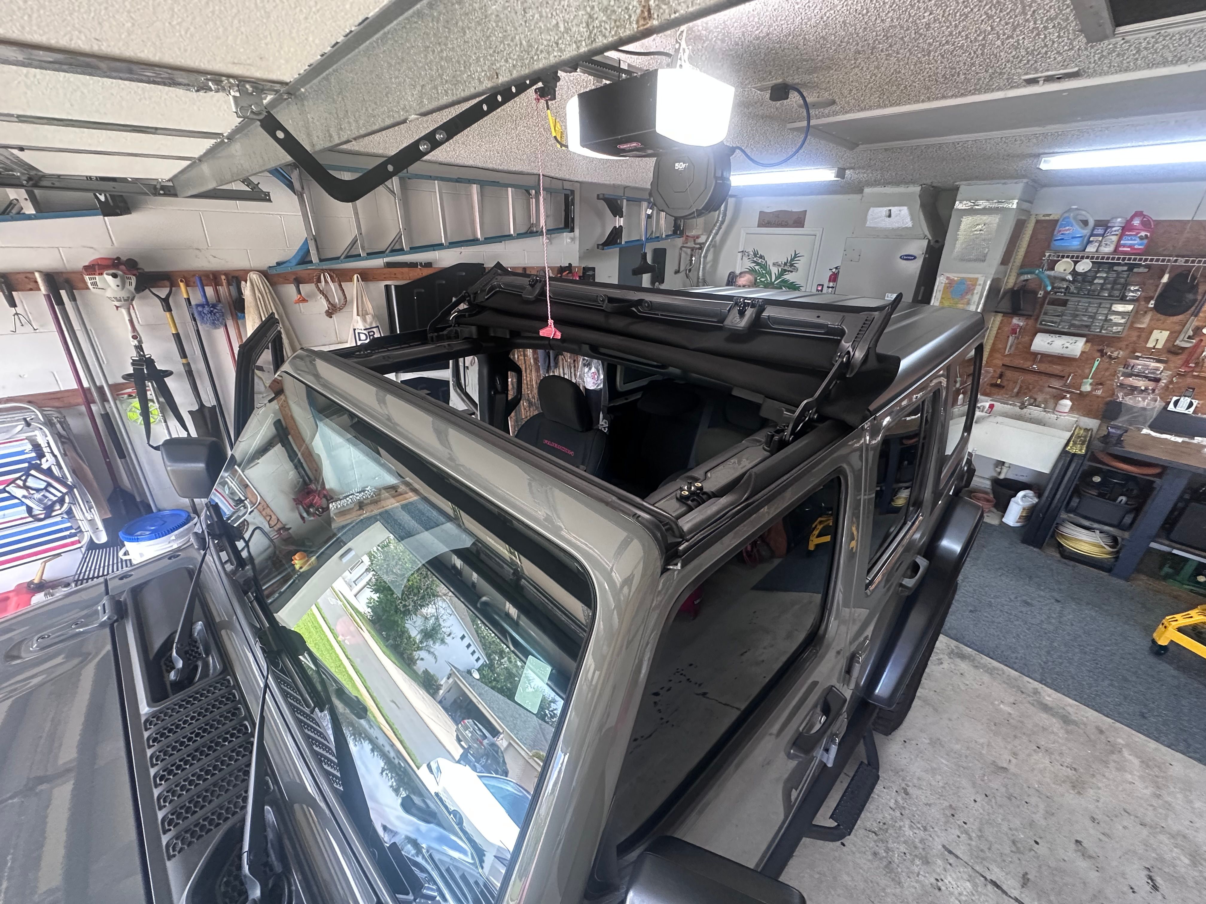 Used 2018 Jeep Wrangler Unlimited Rubicon AWD/4WD image 8