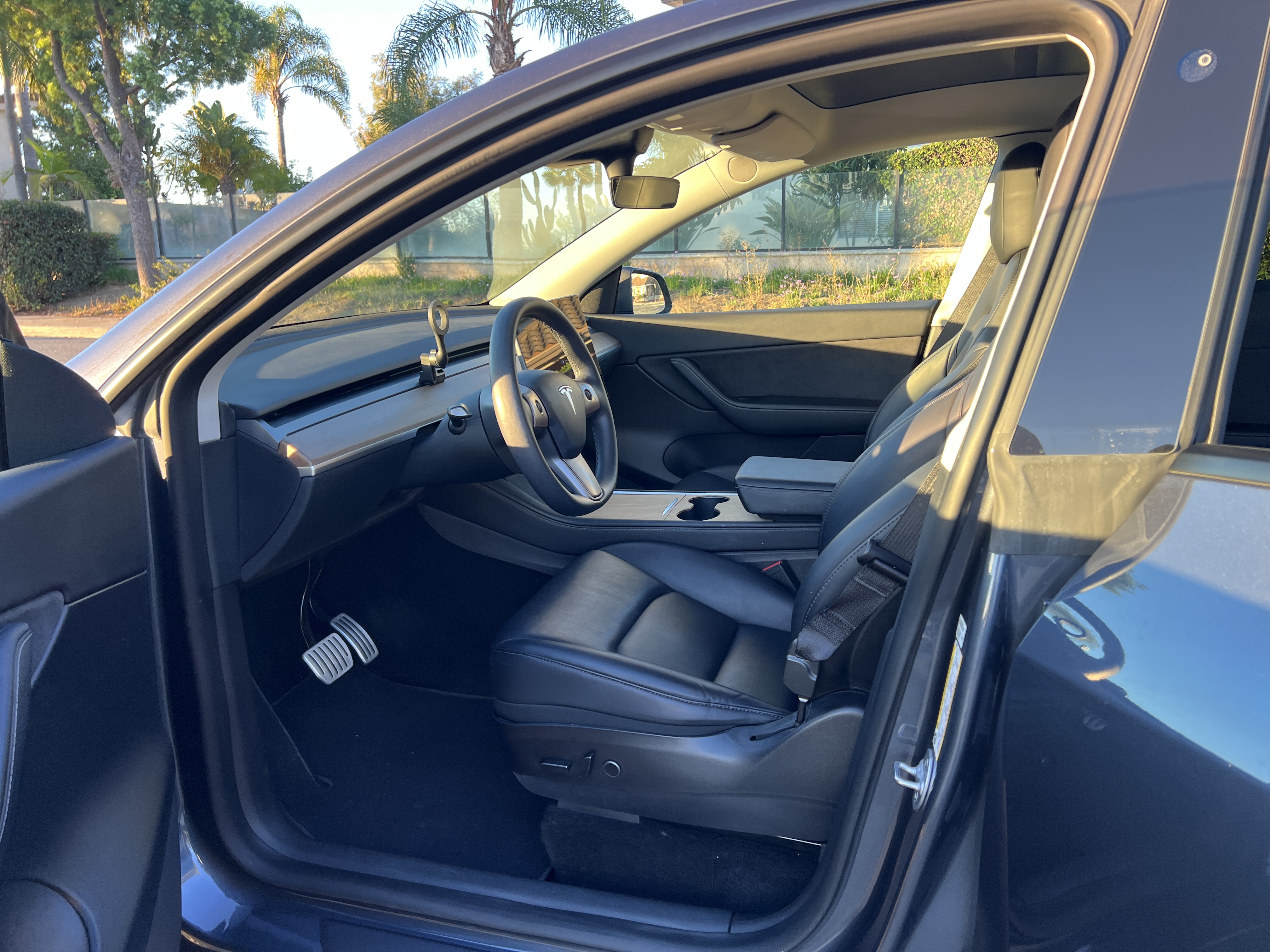 Used 2022 Tesla Model Y Performance AWD/4WD image 17