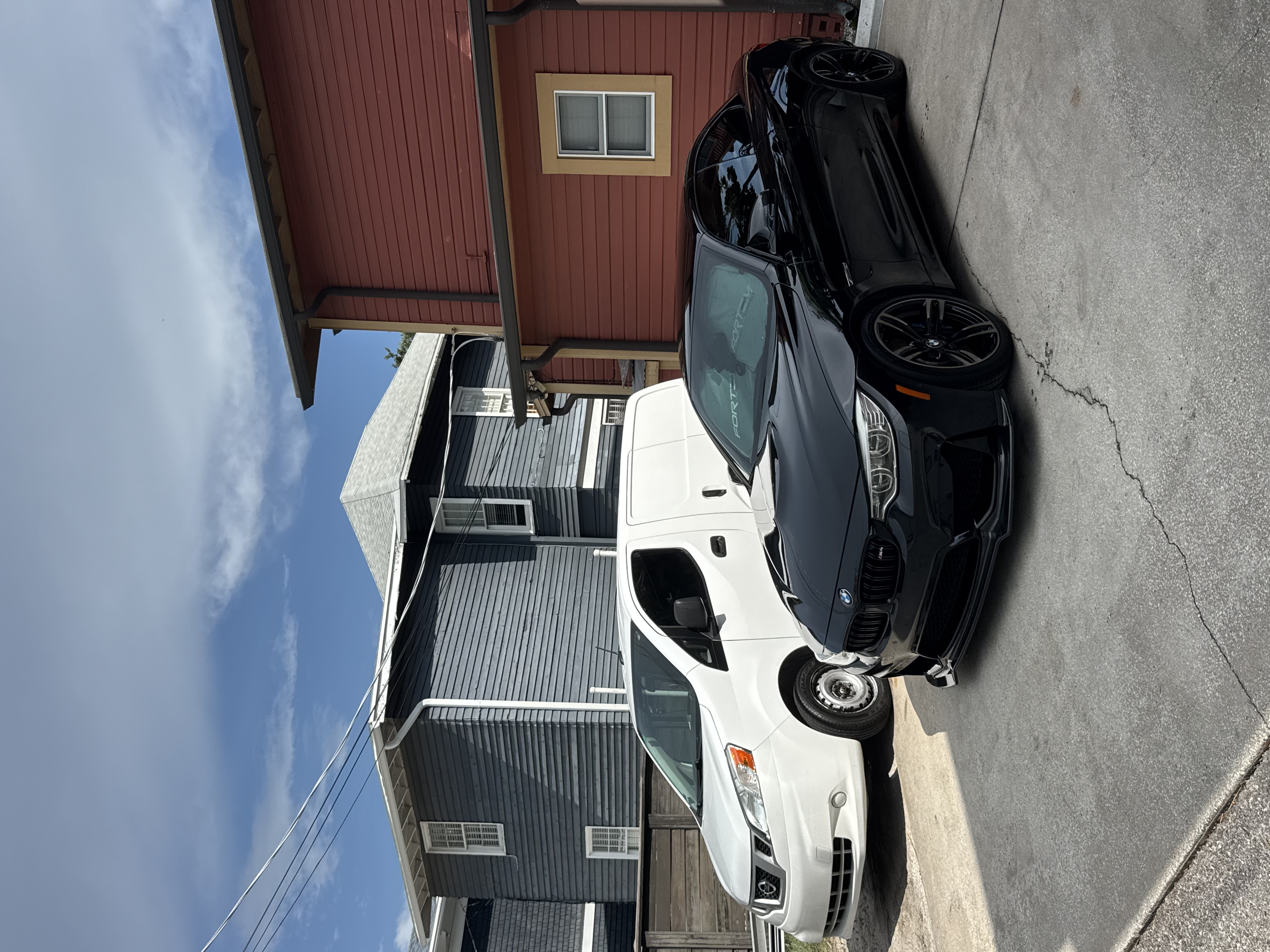 Used 2016 BMW M4 Convertible RWD image 4