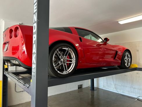 Used 2008 Chevrolet Corvette Z06 w/ Preferred Equipment Group image 11