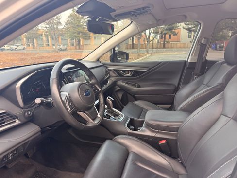 Used 2023 Subaru Outback Limited image 12