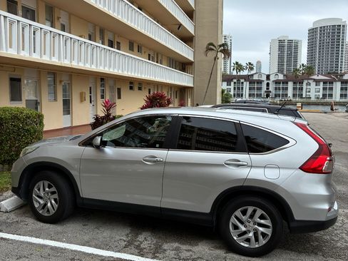 Used 2015 Honda CR-V EX image 1