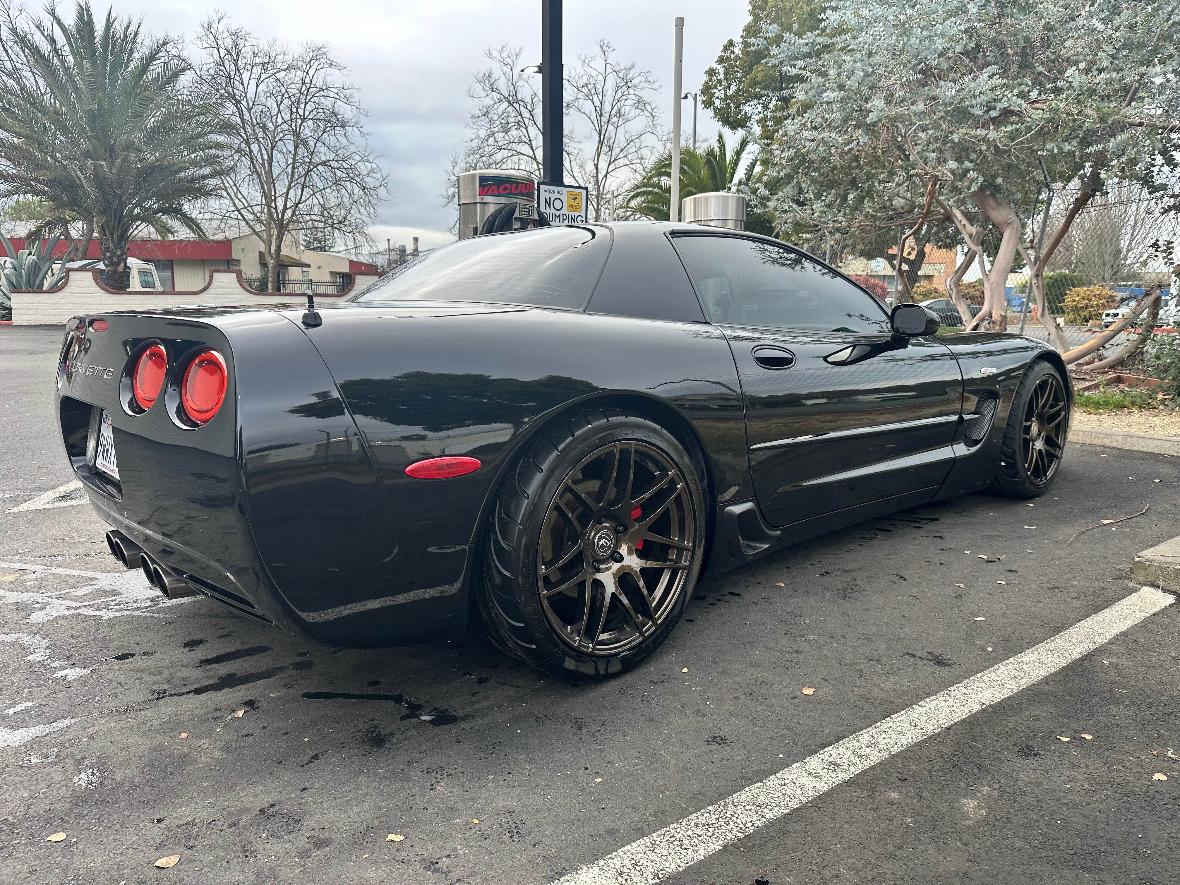 Used 2003 Chevrolet Corvette Z06 w/ Memory Package, 3 Drivers RWD image 11