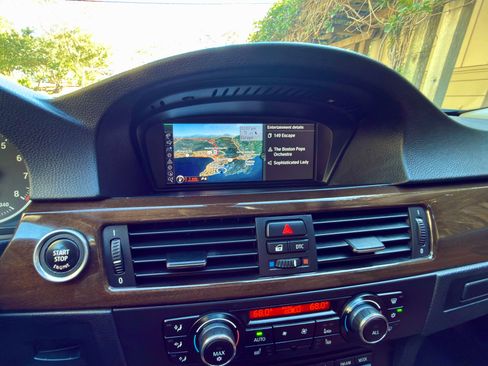 Used 2011 BMW 335i Coupe image 8