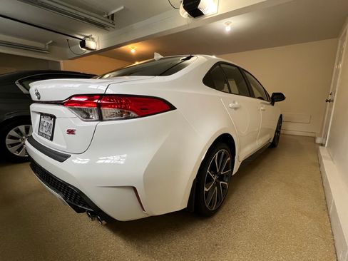 Used 2020 Toyota Corolla SE FWD image 15