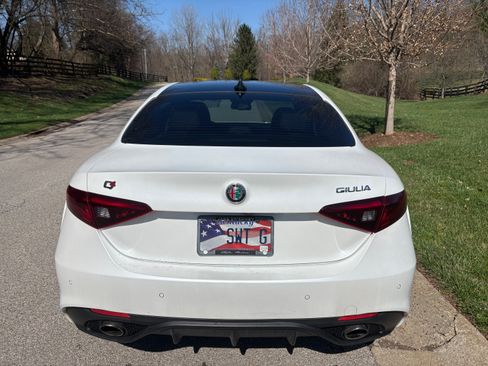 Used 2018 Alfa Romeo Giulia Ti Sport w/ Quick Order Package 22S Sport image 8