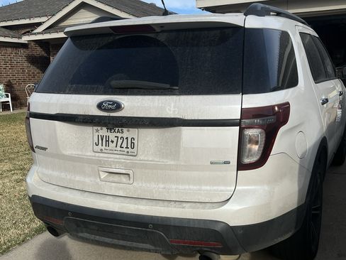 Used 2014 Ford Explorer Sport w/ Equipment Group 401A image 4