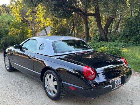 Used 2002 Ford Thunderbird image 5
