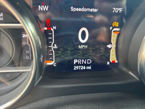 Used 2020 Jeep Gladiator Rubicon image 11