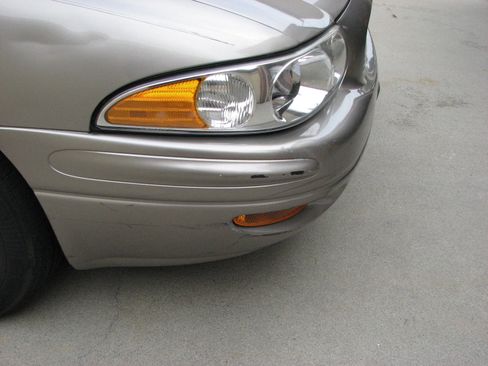 Used 2002 Buick Le Sabre Custom w/ Luxury Pkg image 16