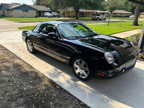 Used 2002 Ford Thunderbird RWD image 1
