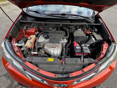 Used 2015 Toyota RAV4 Limited image 28