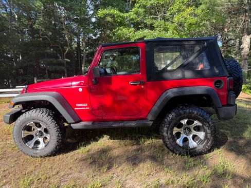 Used 2010 Jeep Wrangler Sport AWD/4WD image 4