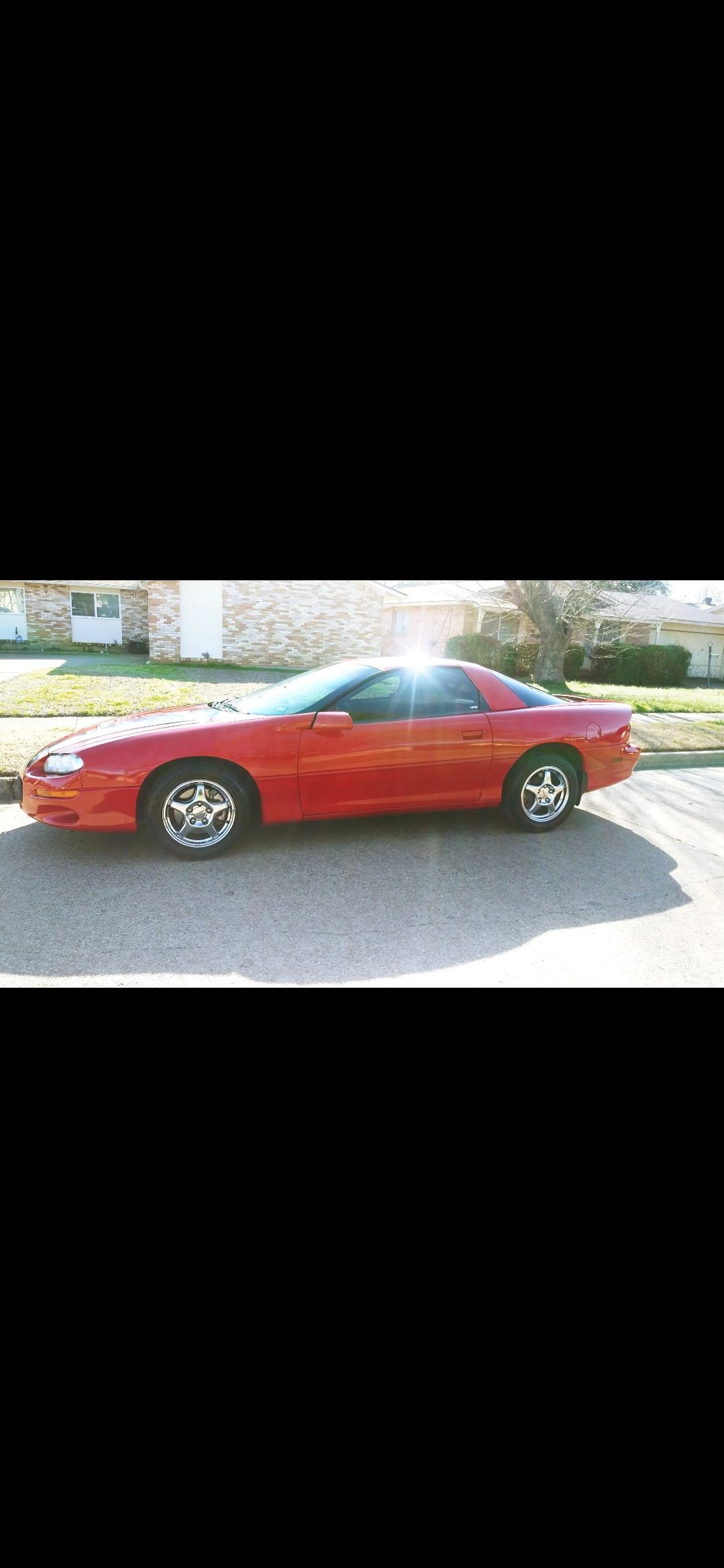 Used 2000 Chevrolet Camaro LT RWD image 15