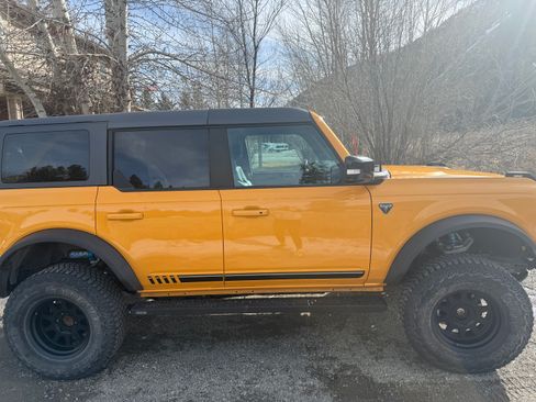 Used 2021 Ford Bronco First Edition image 4