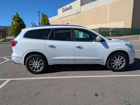 Used 2017 Buick Enclave Leather w/ Trailering Package image 5
