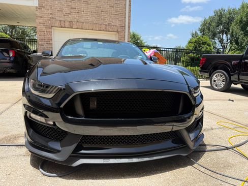 Used 2017 Ford Mustang Shelby GT350 RWD image 6