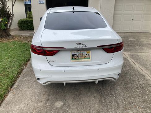 Used 2021 Jaguar XF SE image 2