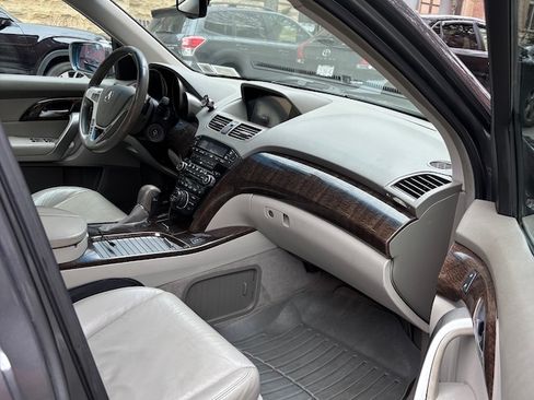 Used 2011 Acura MDX Sport Utility 4D image 12