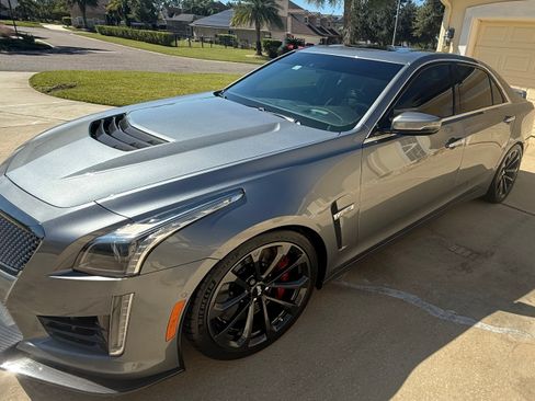 Used 2019 Cadillac CTS V w/ Carbon Fiber Package image 5