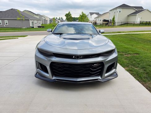 Used 2023 Chevrolet Camaro ZL1 RWD image 9