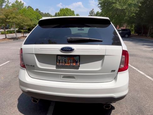 Used 2014 Ford Edge SE AWD/4WD image 2