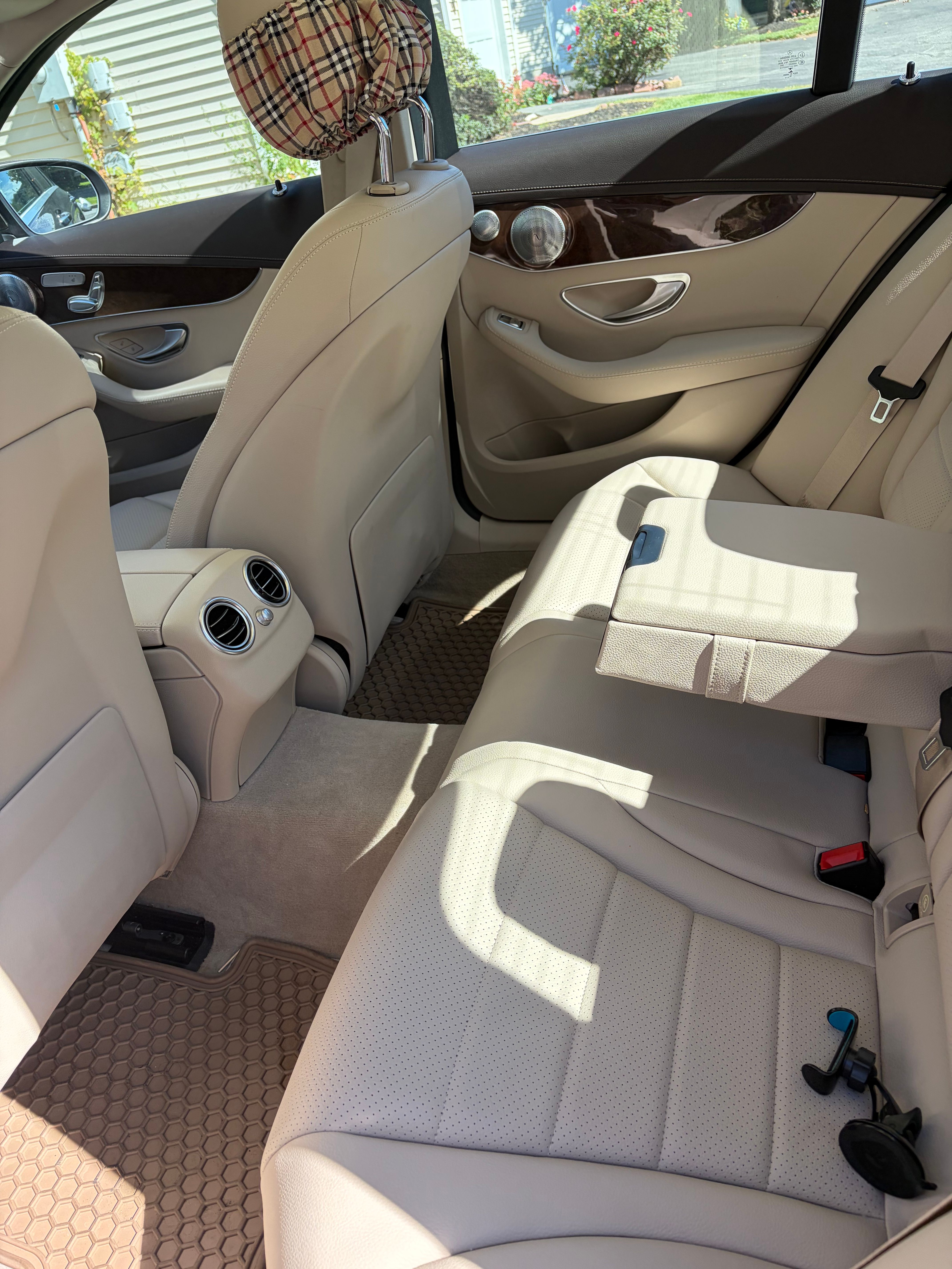 Used 2017 Mercedes-Benz C 300 4MATIC Sedan image 10