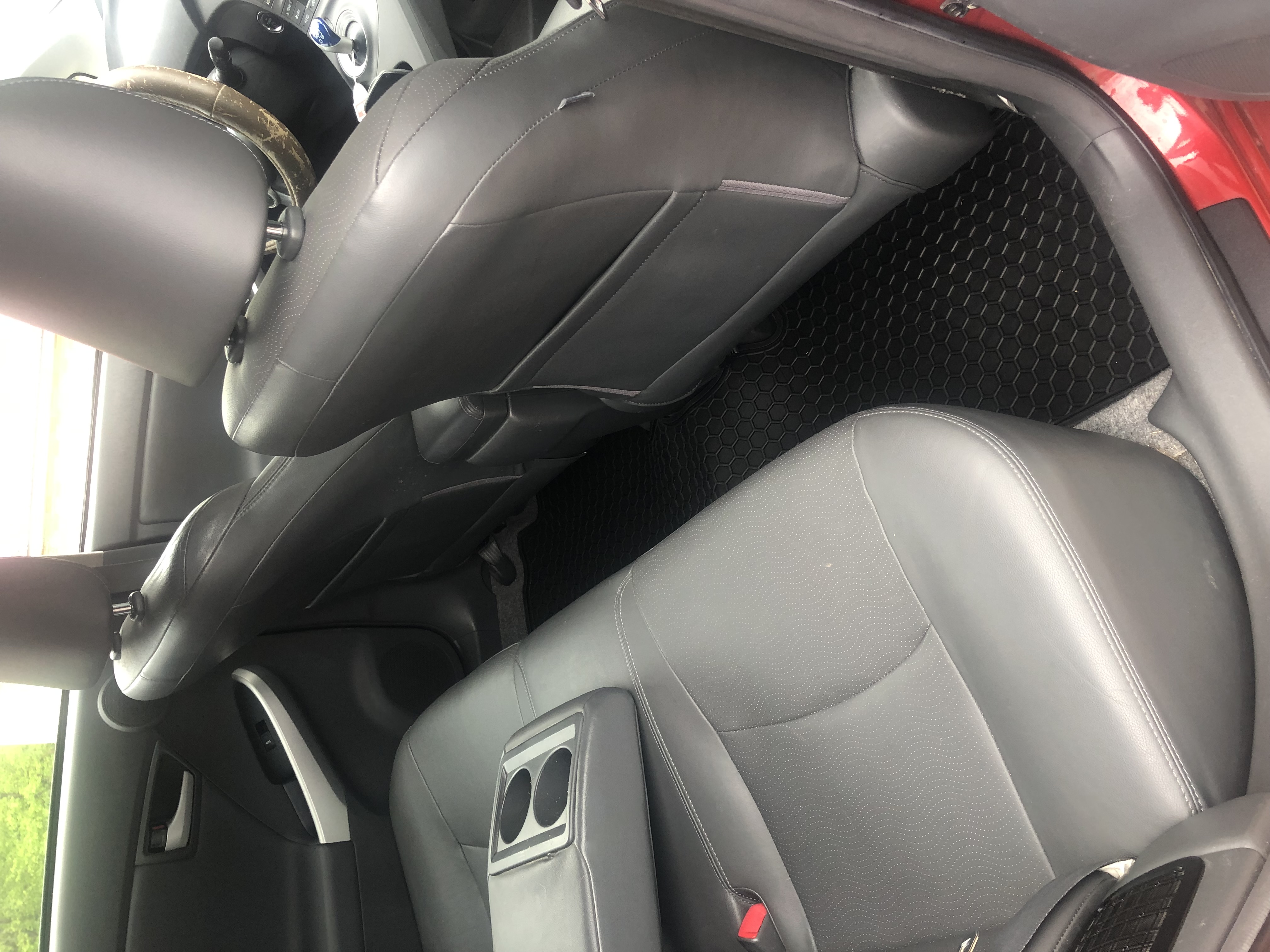 Used 2011 Toyota Prius Four w/ Solar Roof Pkg FWD image 12