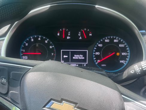 Used 2019 Chevrolet Malibu LS FWD image 4