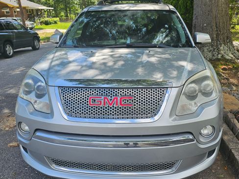 Used 2012 GMC Acadia Denali FWD image 2