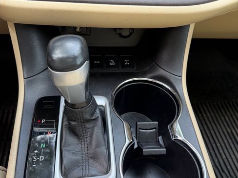 Used 2016 Toyota Highlander XLE image 13