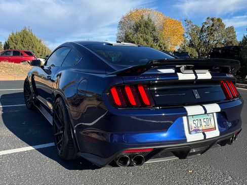Used 2020 Ford Mustang Shelby GT350 w/ Technology Package image 6