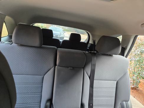 Used 2016 Kia Sorento LX image 6